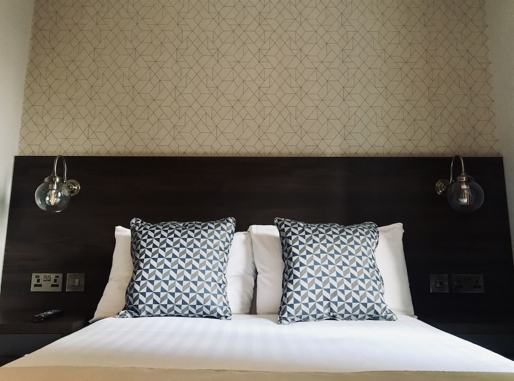 Trafford Hall Hotel Manchester, Trademark Collection by Wyndham 18/49