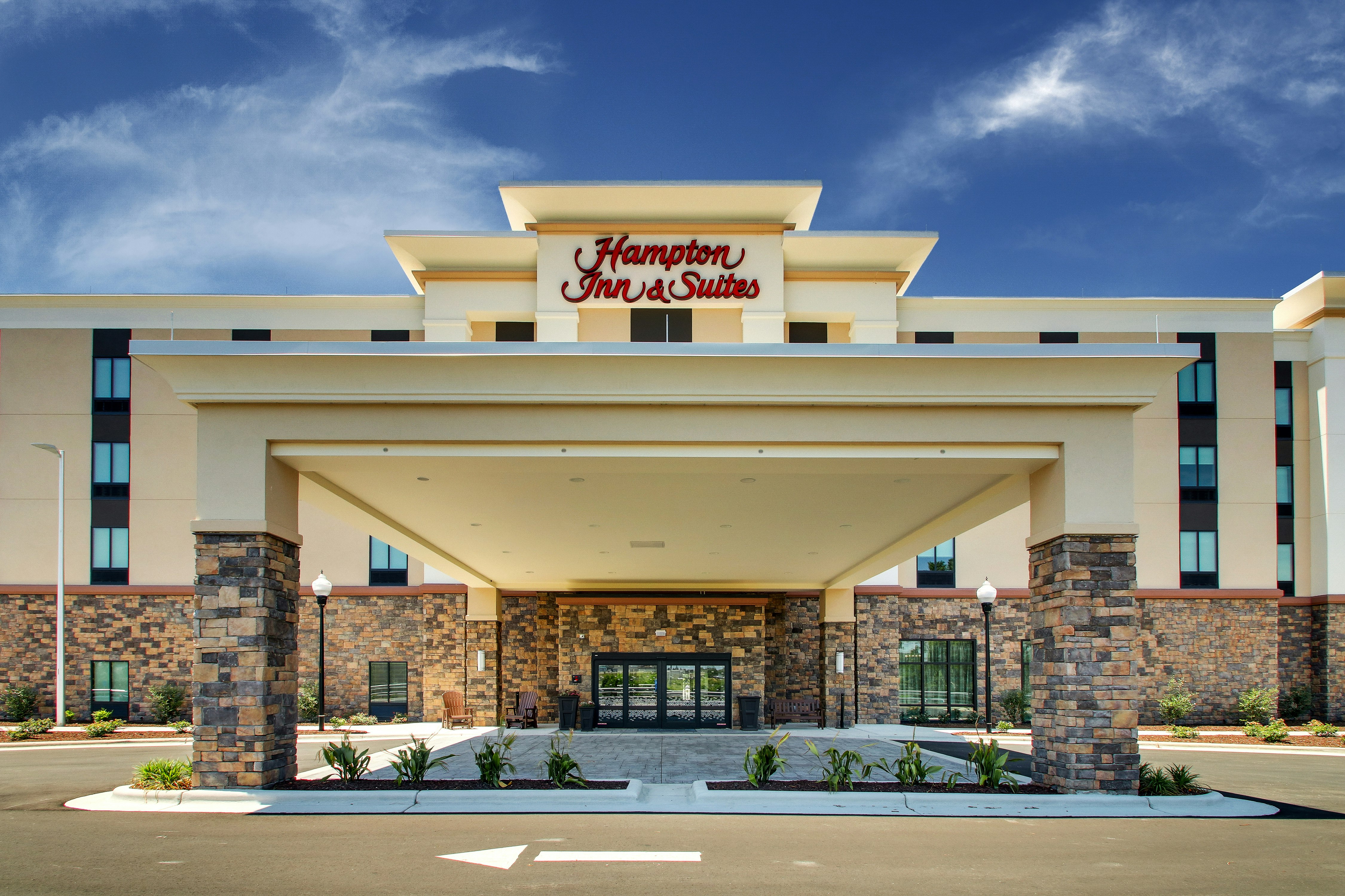 Hampton Inn And Suites Southport 3/56