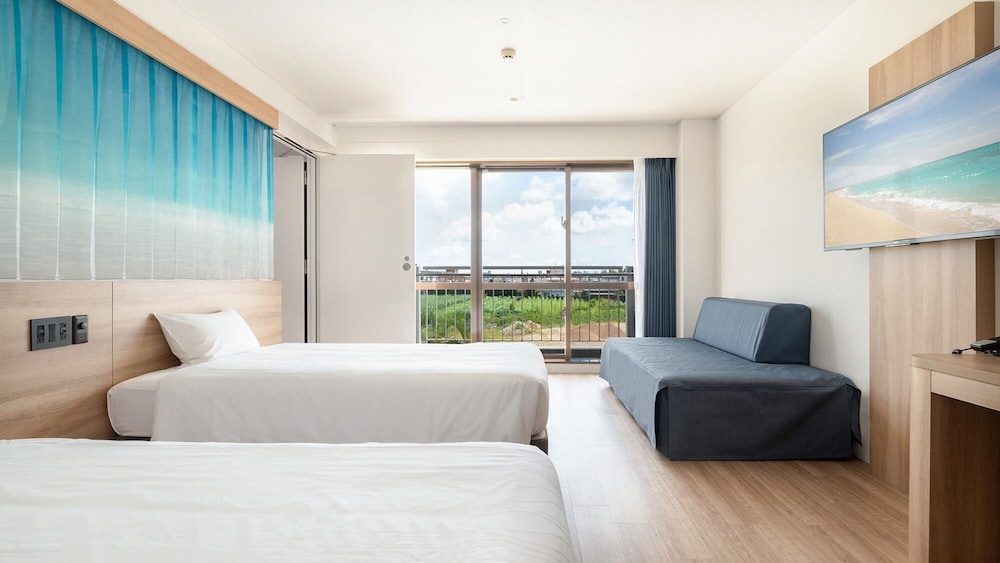 Resort Hotel Kume Island 11/50