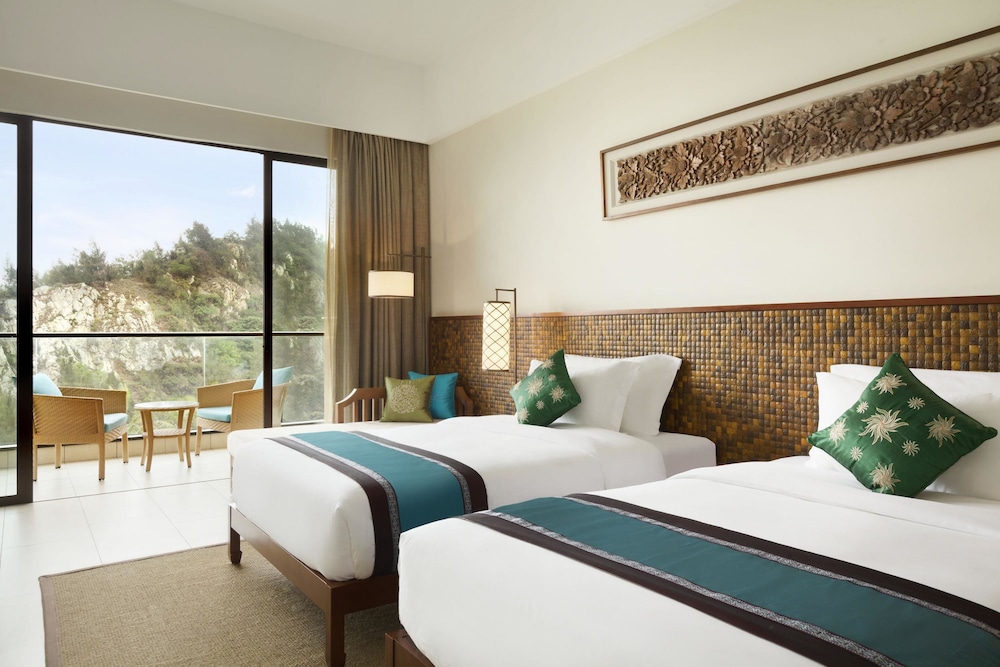 Wyndham Maoming 28/76