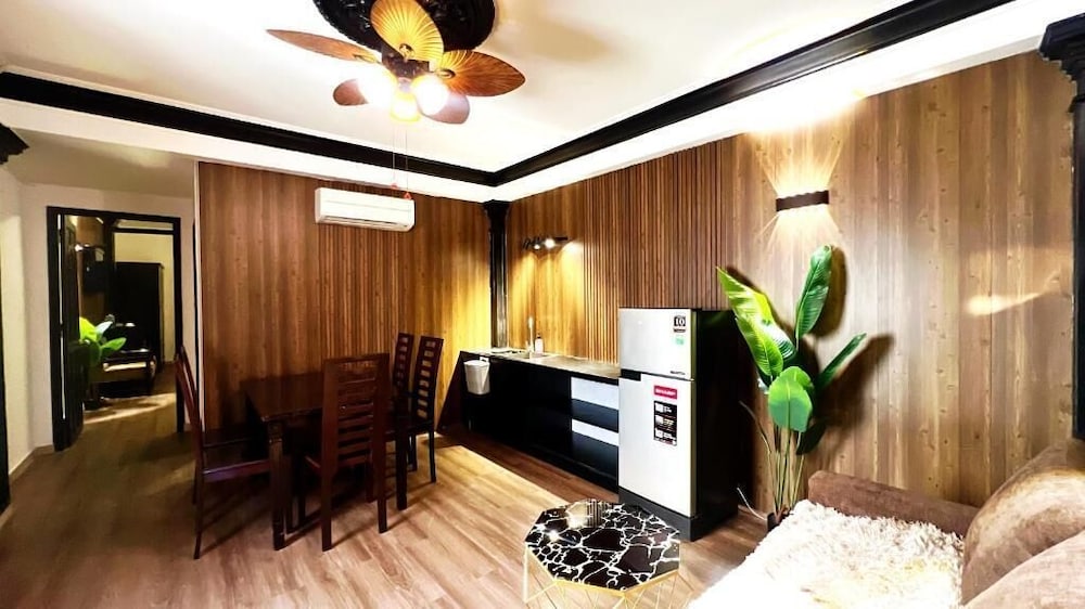 City View Hotel (ex.Hoang Lien Hotel) 9/49