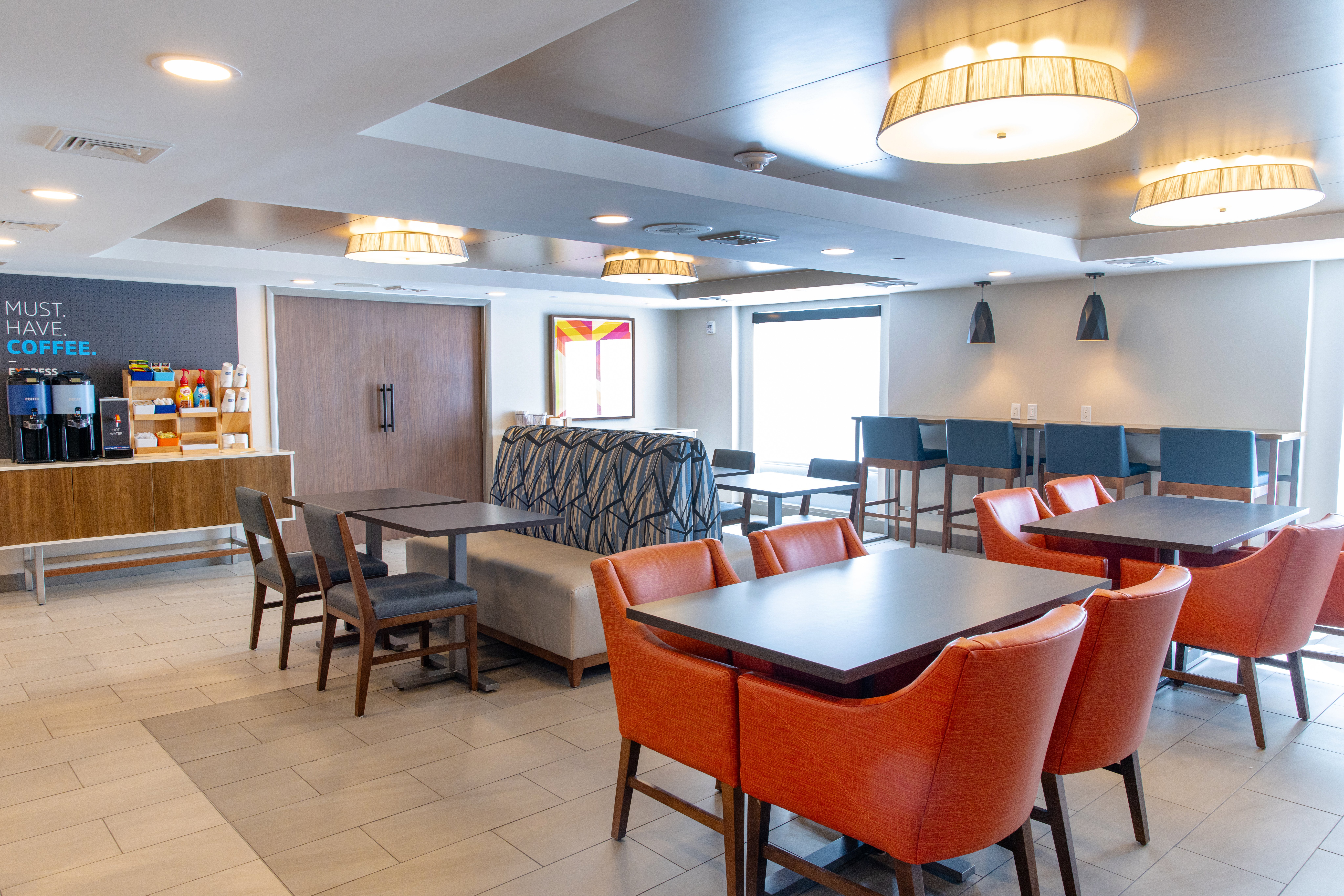 Holiday Inn Express Neptune 60/80