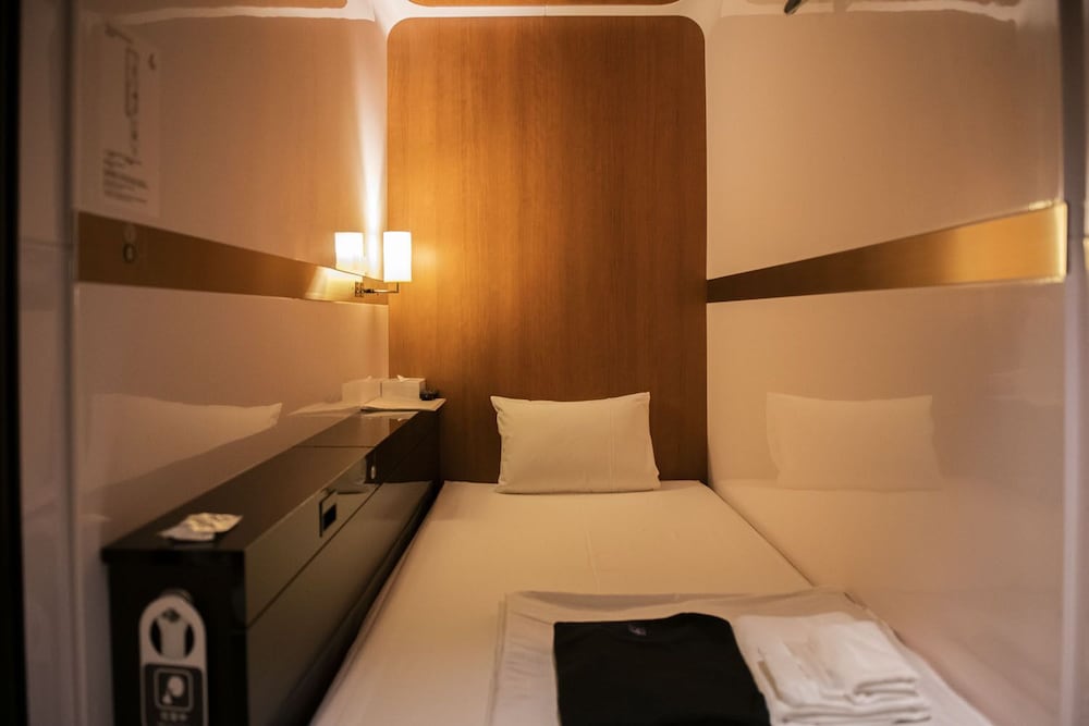 First Cabin Ichigaya 12/24
