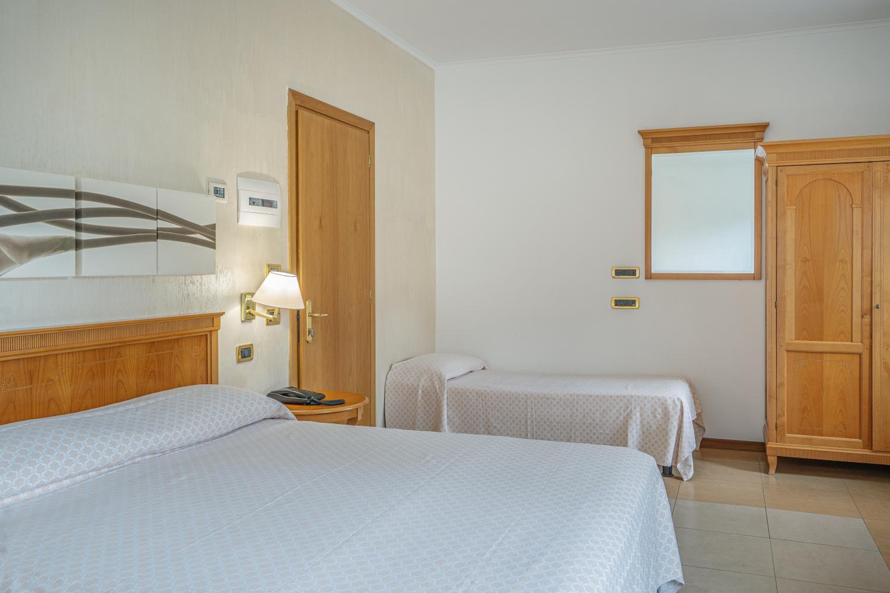 SUPERIOR, DOUBLE BED, TERRACE