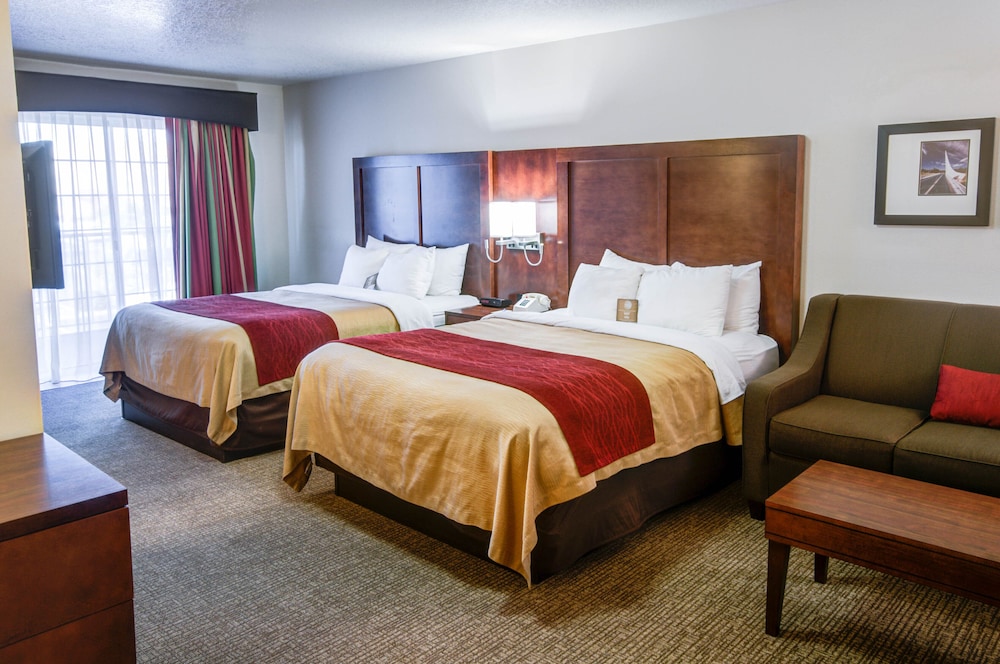 Comfort Inn Redding Near I-5 9/41