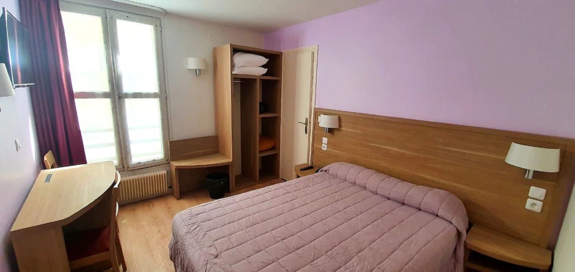 ROOM, TRIPLE