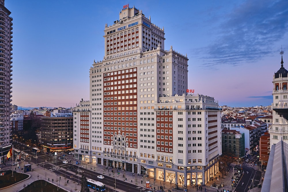 Hotel RIU Plaza Espana 5/69