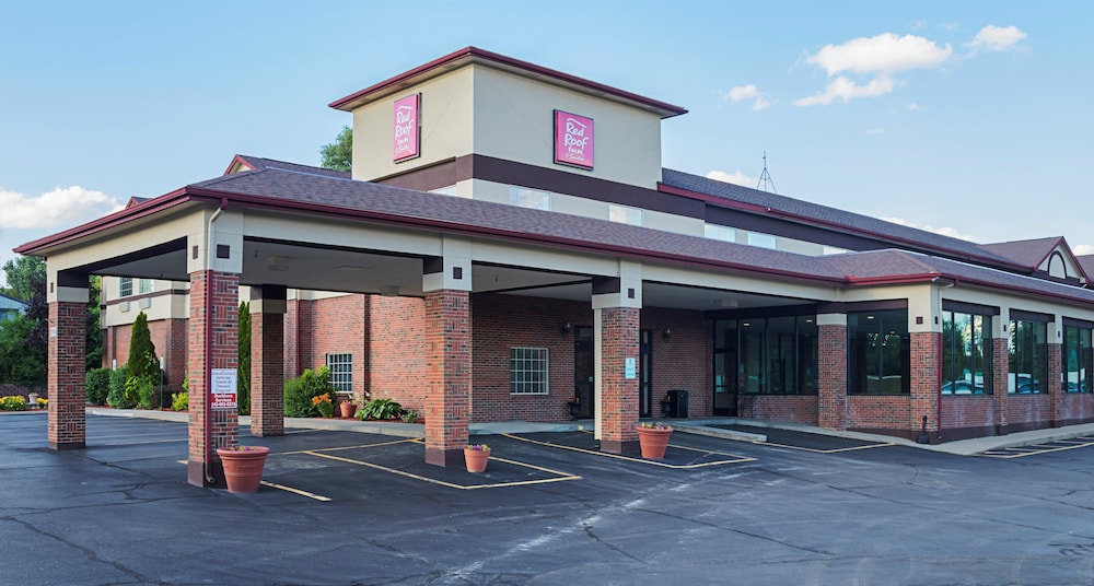 Red Roof Inn & Suites Lake Orion/Auburn Hills 5/37