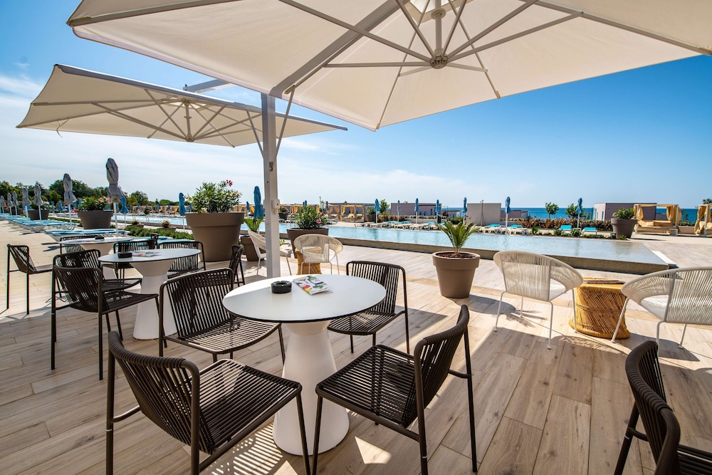 Arena Grand Kazela Camping Homes 24/50