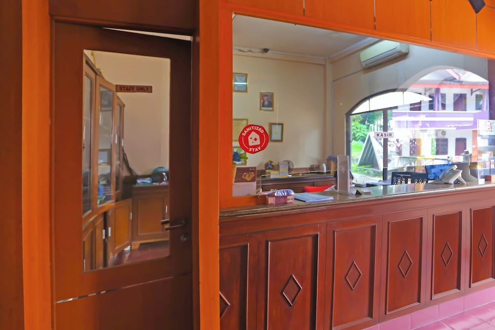 SPOT ON 3978 Hotel Danau Indah 6/19