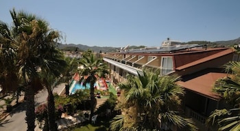 Ozturk Apartments 7/47