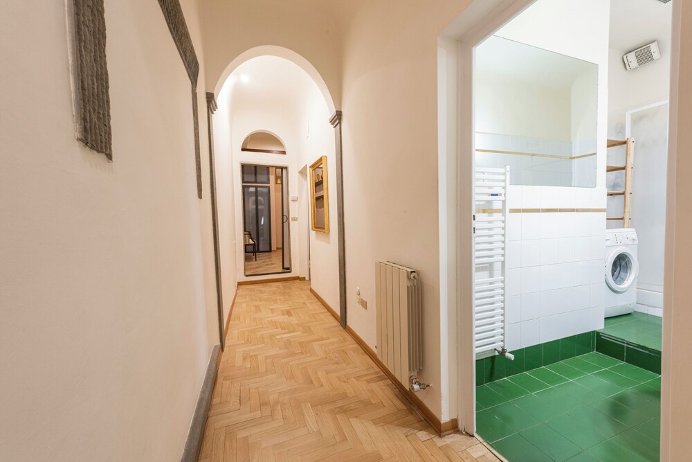 The Painter's House In Santa Croce 20/40