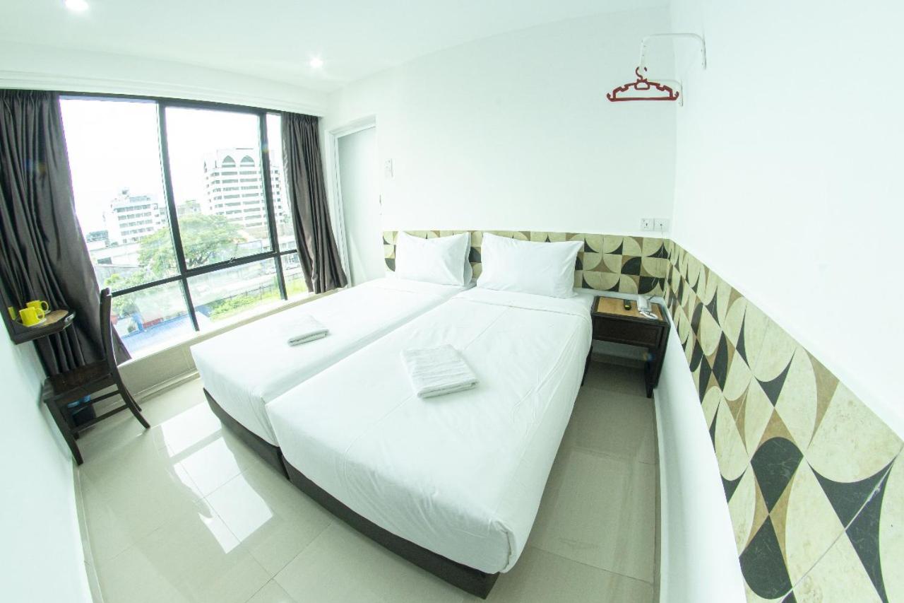 NIDA Rooms Butterworth Chain Ferry Classics 9/35
