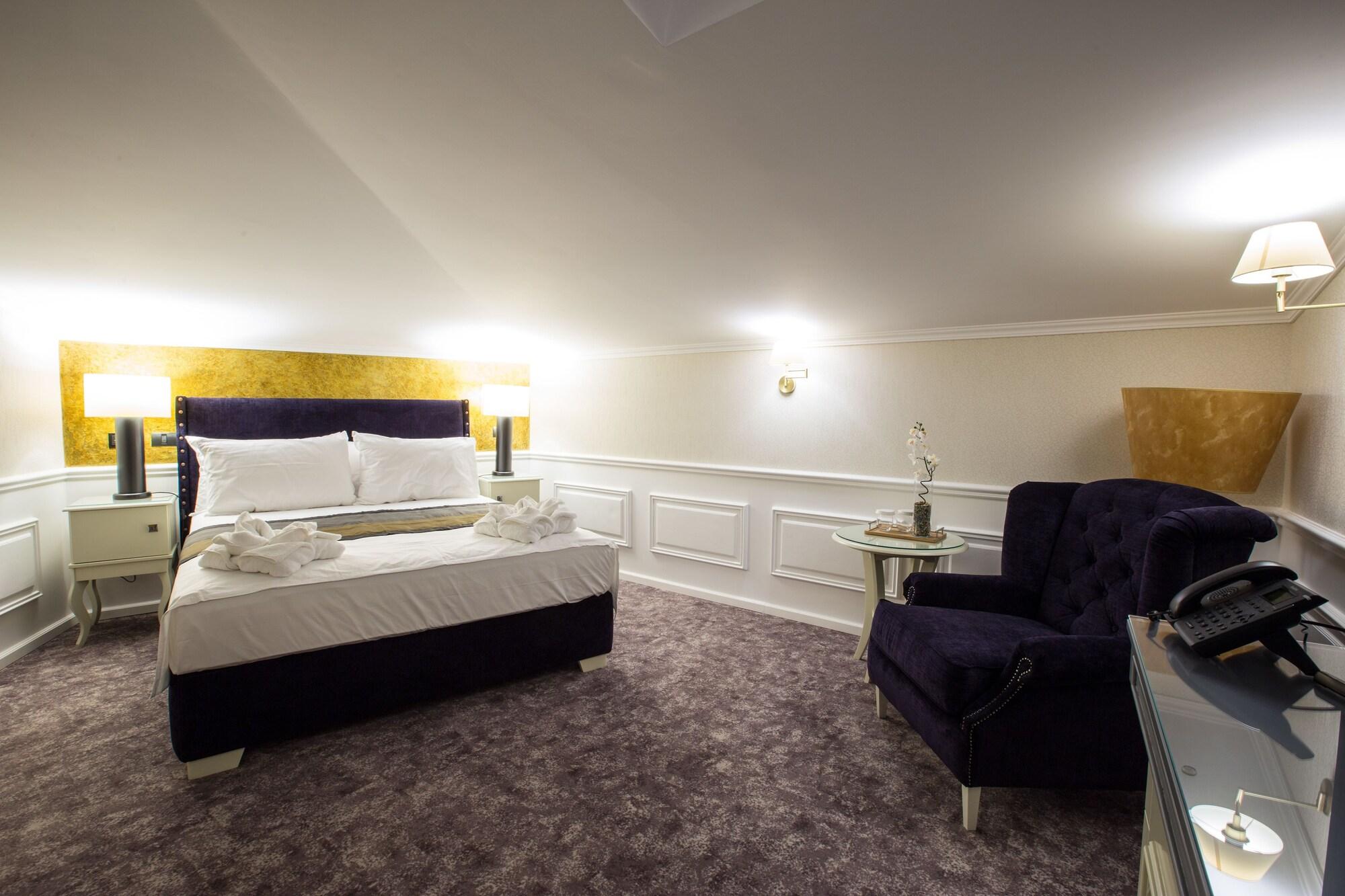 PENINSULA BOUTIQUE HOTEL 16/51
