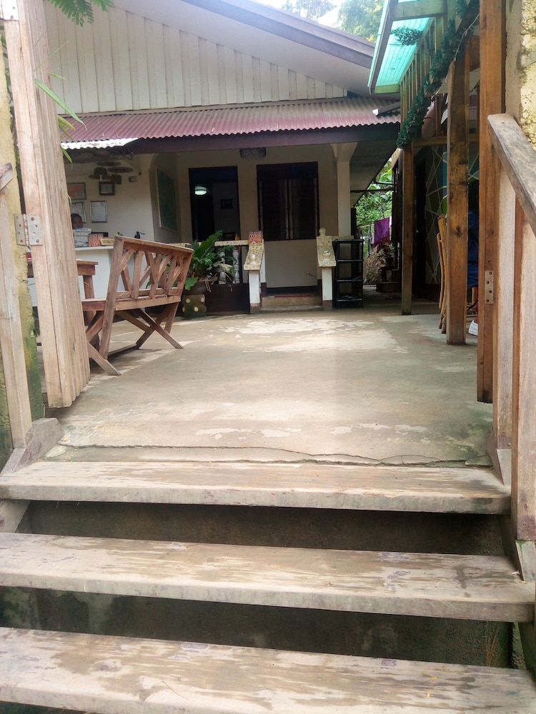 El Nido One Hostel 4/41
