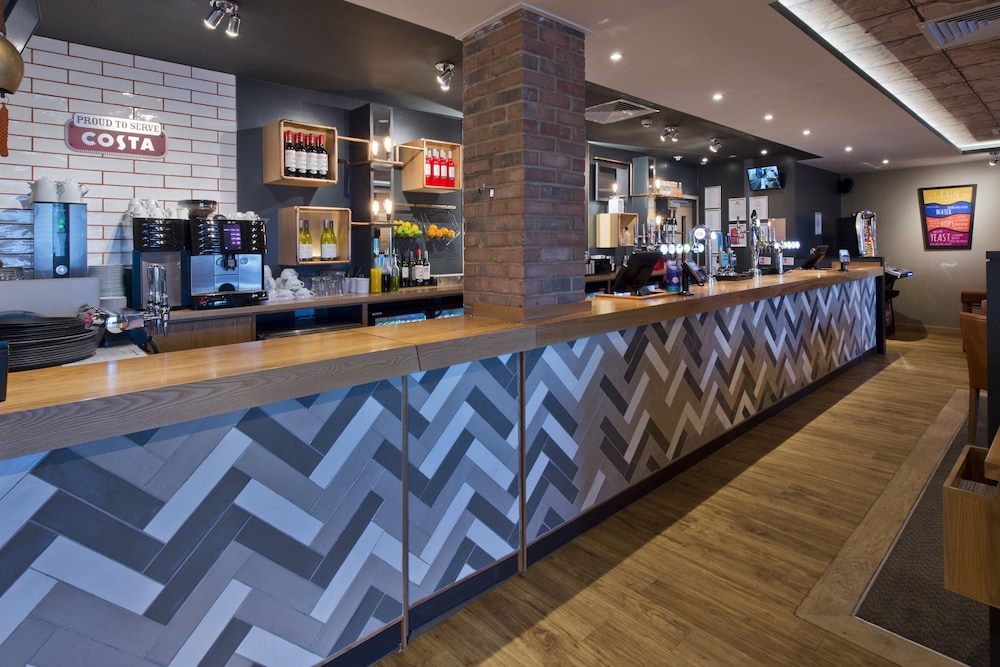 Premier Inn Reading Gateway 7/50
