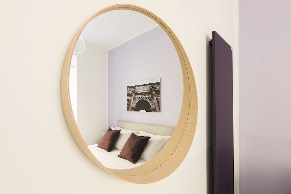 Rome Accommodation - Villa Borghese 10/20