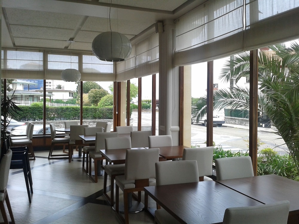 Sercotel Las Rocas Playa Hotel 22/38