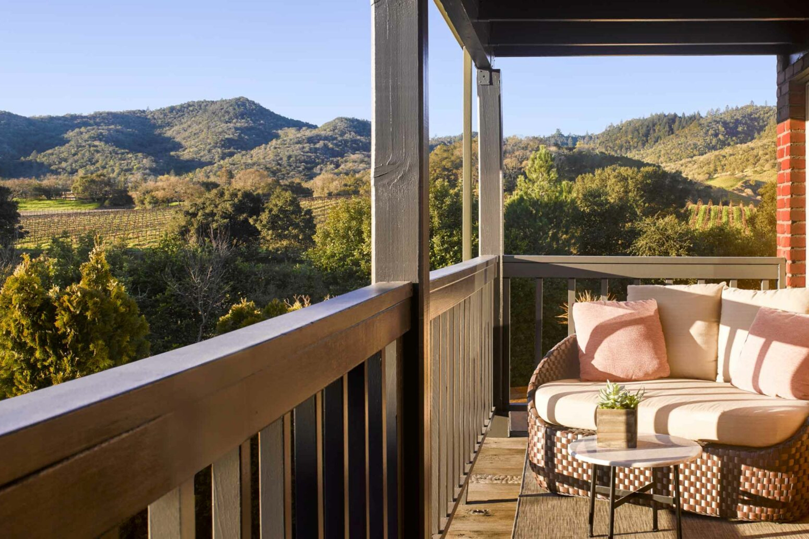 The Estate Yountville 24/50