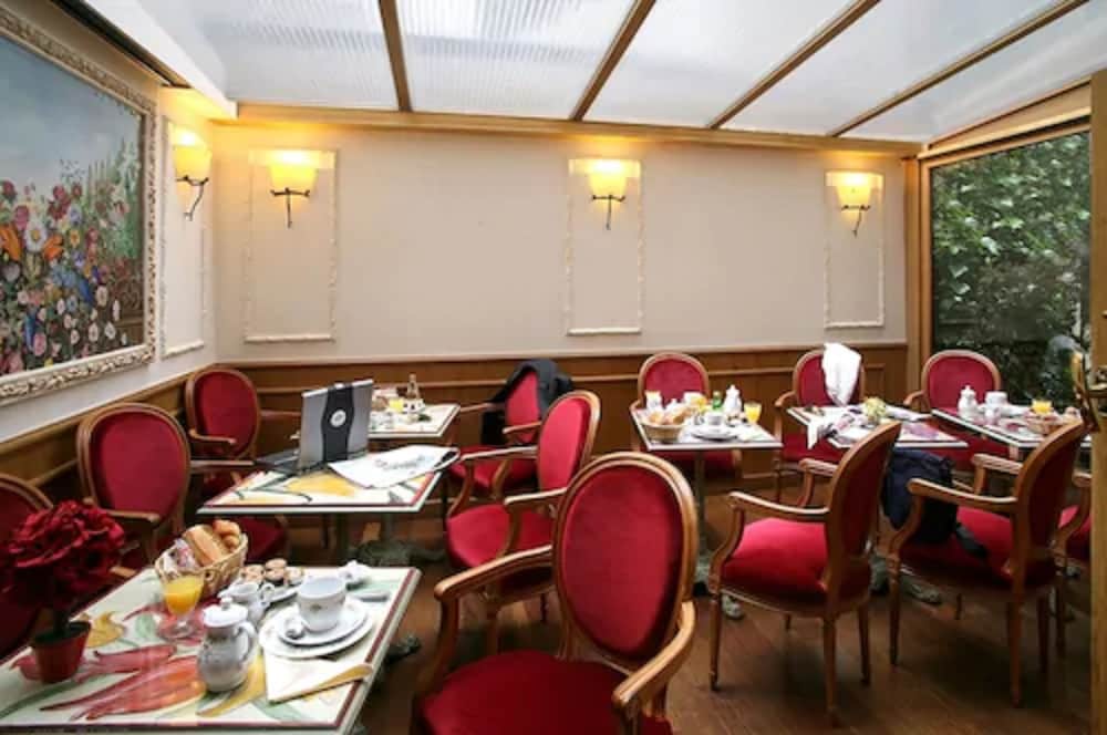 Hotel Gavarni 42/47