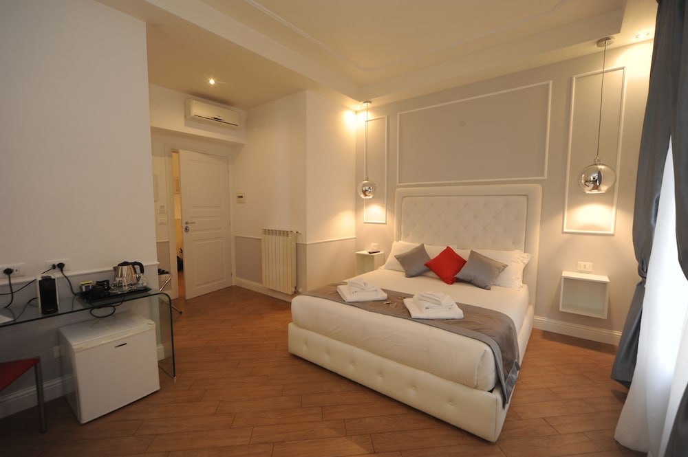 My Suites Piazza Di Spagna 14/43