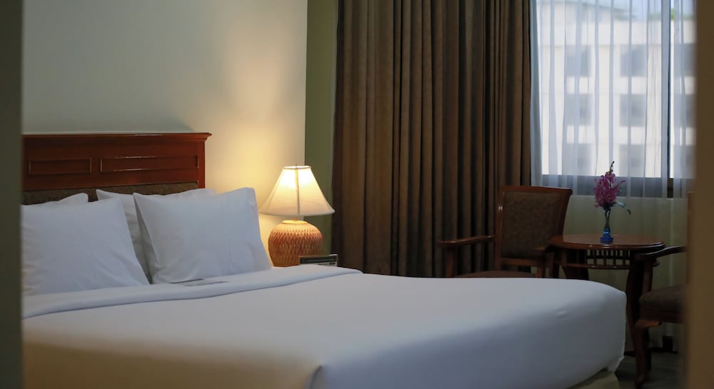 Star Convention Hotel 23/63