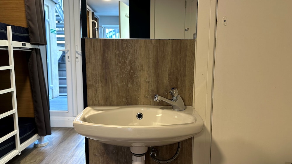 Smart Camden Inn Hostel - Adults Only 52/55