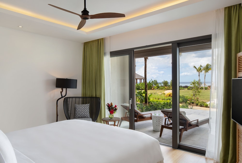 Emerald, Suite, Single Bed