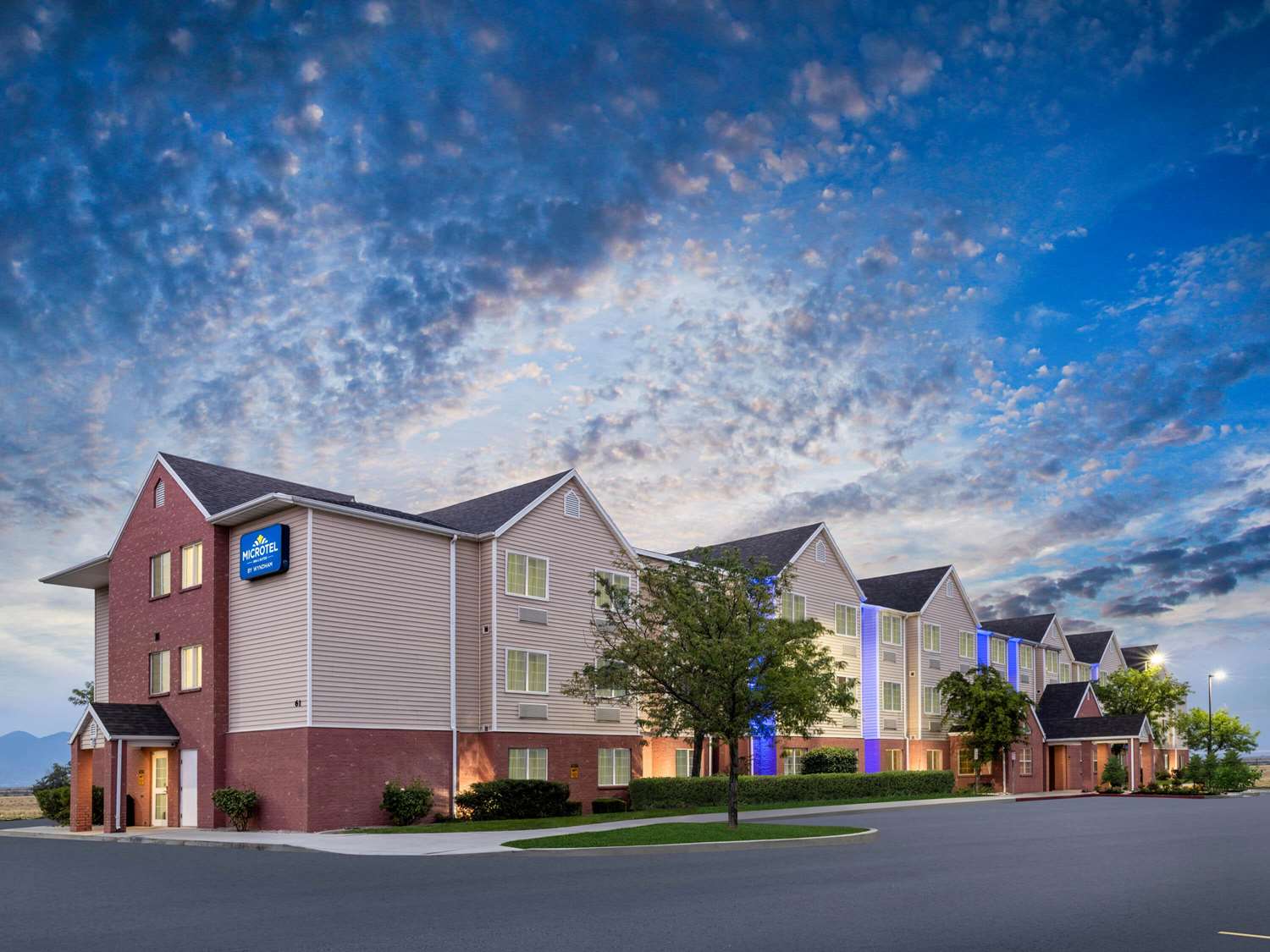 Microtel Inn & Suites By Wyndham Salt Lake City Airport 1/47