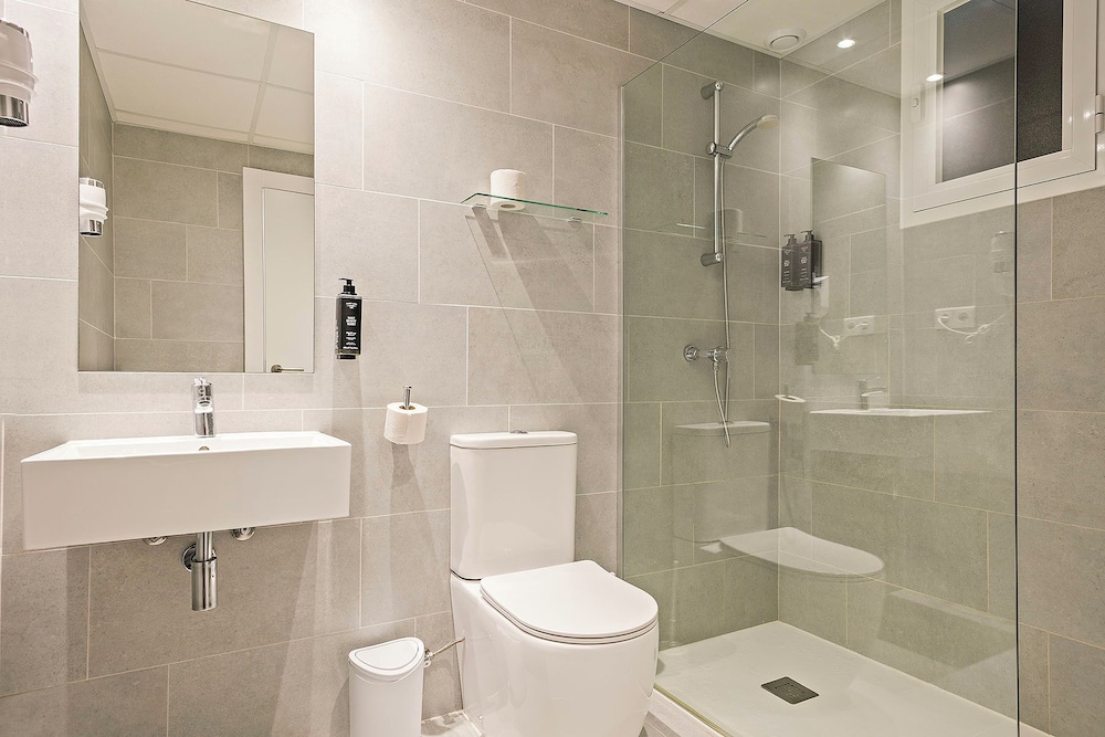 Suncoast Ibiza Hotel - Adults Only 76/77