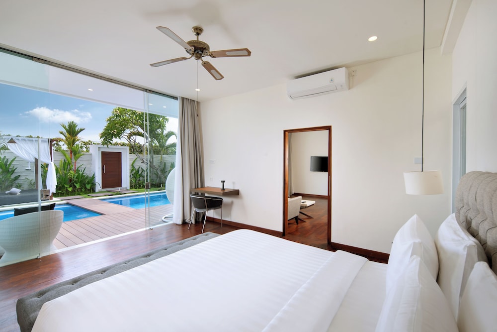 DELUXE, VILLA, KING BED