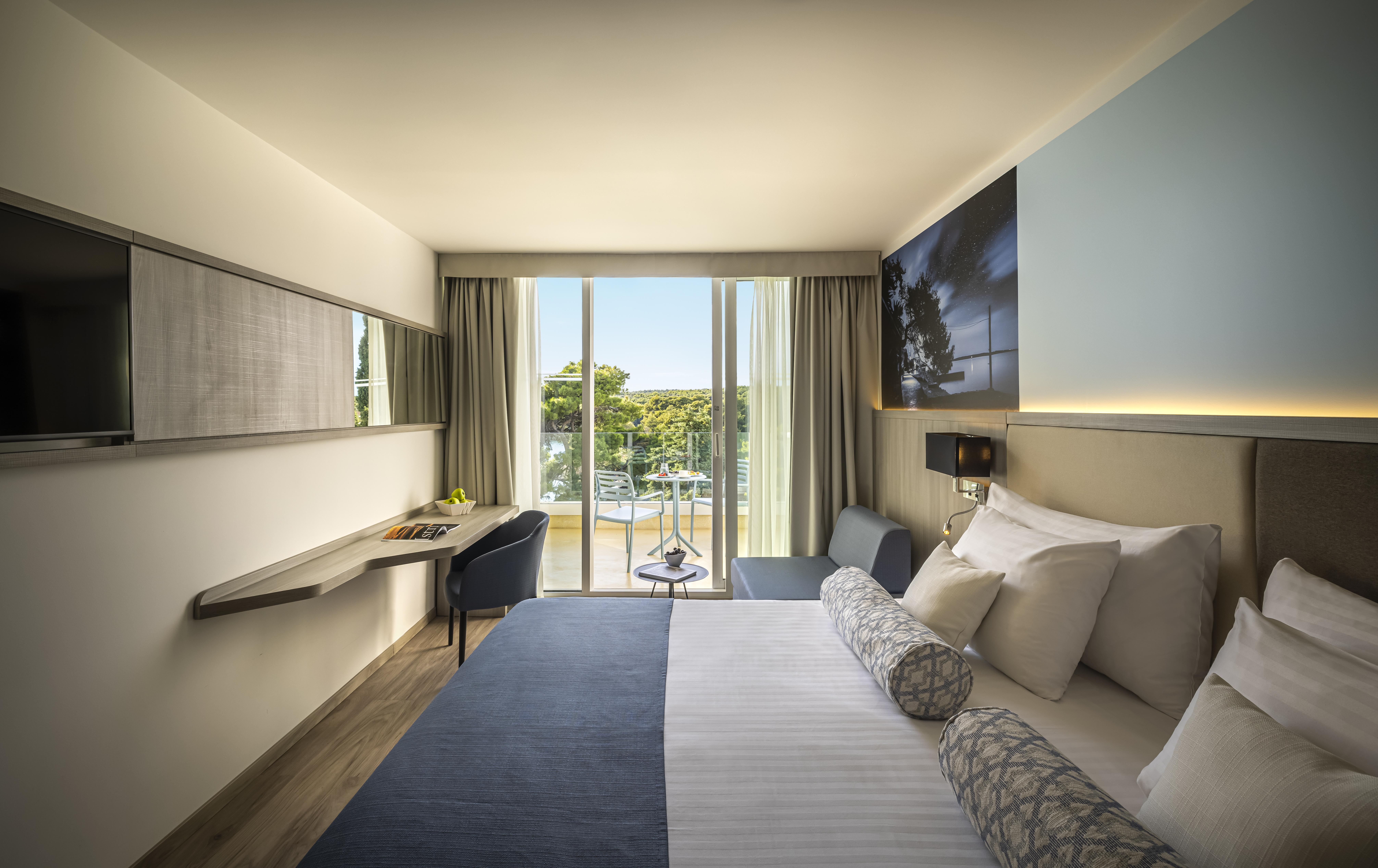Room, Triple, Sea Side, Balcony