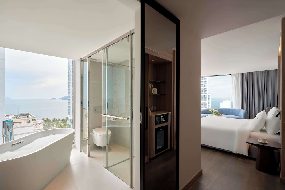 Adamas Boutique Hotel 50/50