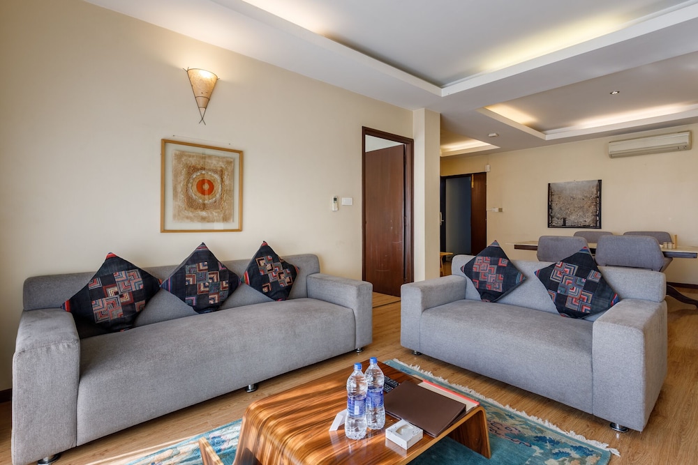 Shaligram Hotel 32/50