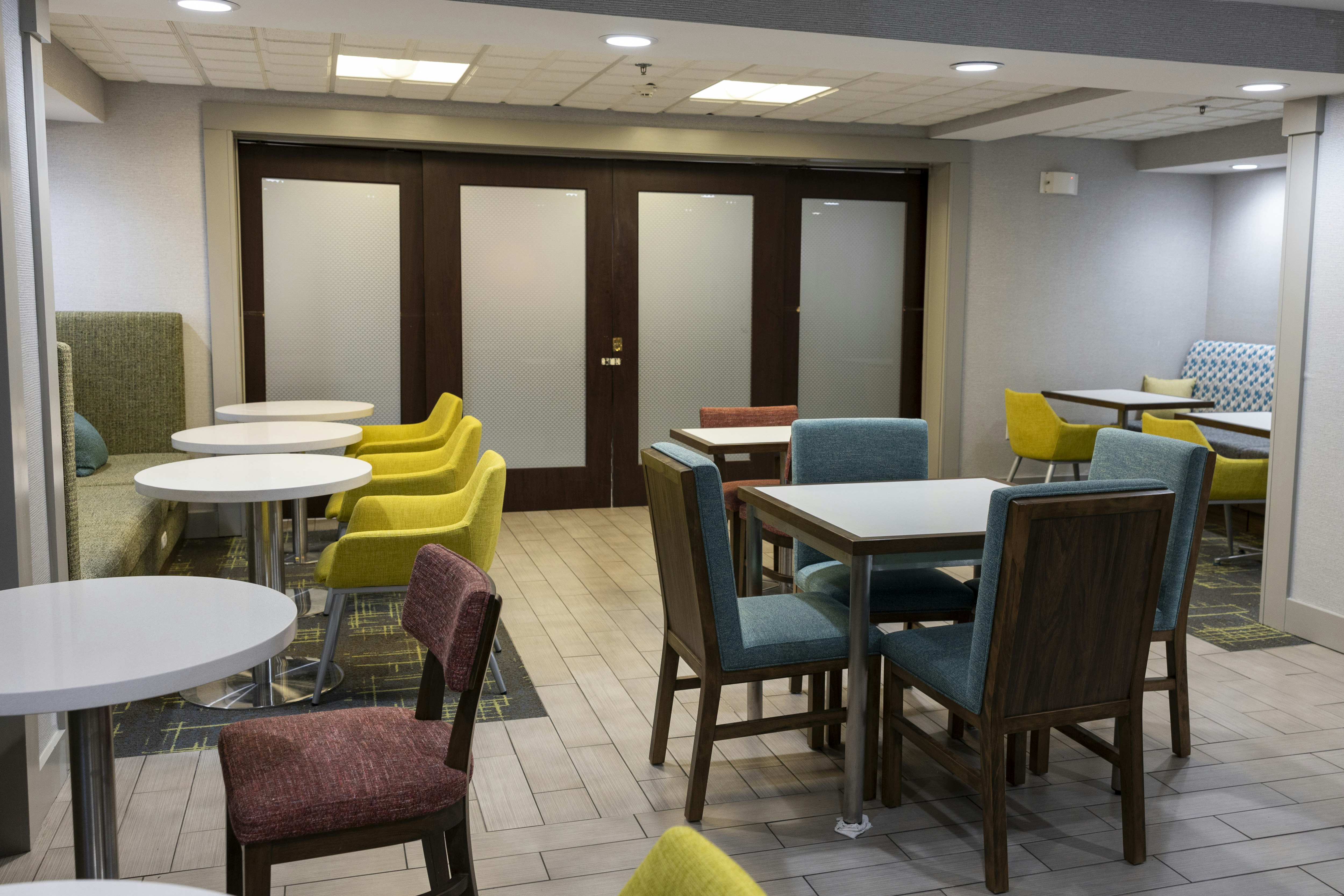 Hampton Inn Akron/Kent Area 55/76