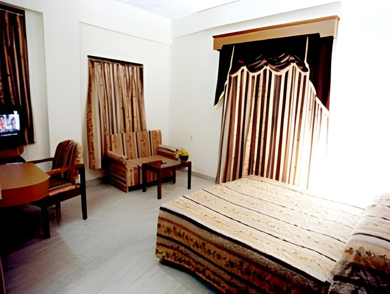 OYO Rooms Hyderabad Secretariat 30/35