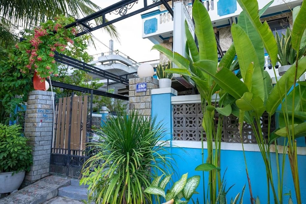 Hung Do Beach Homestay 38/50
