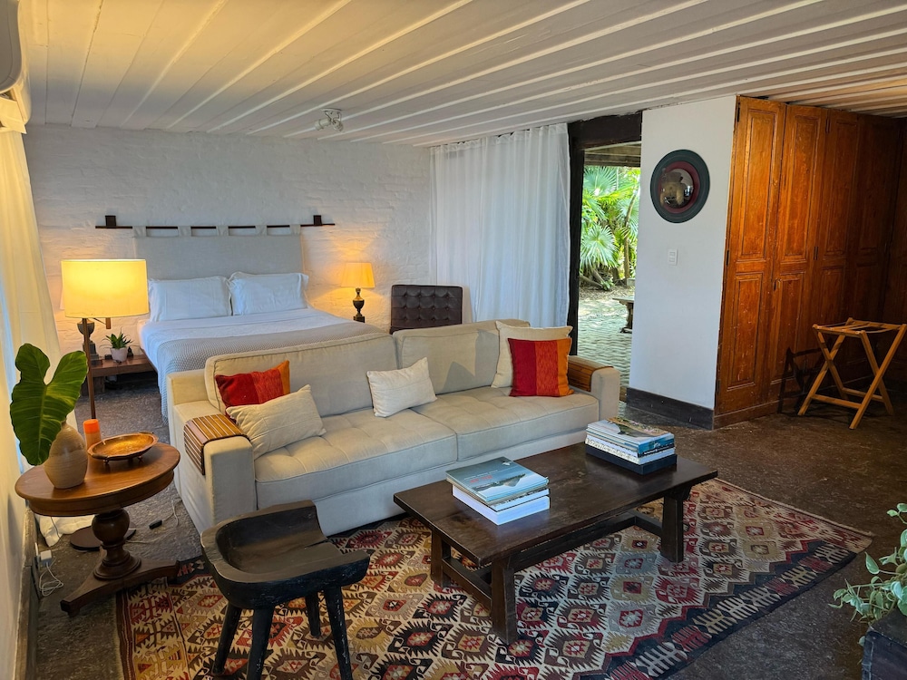 Cliffside Guest House Experience 48/67