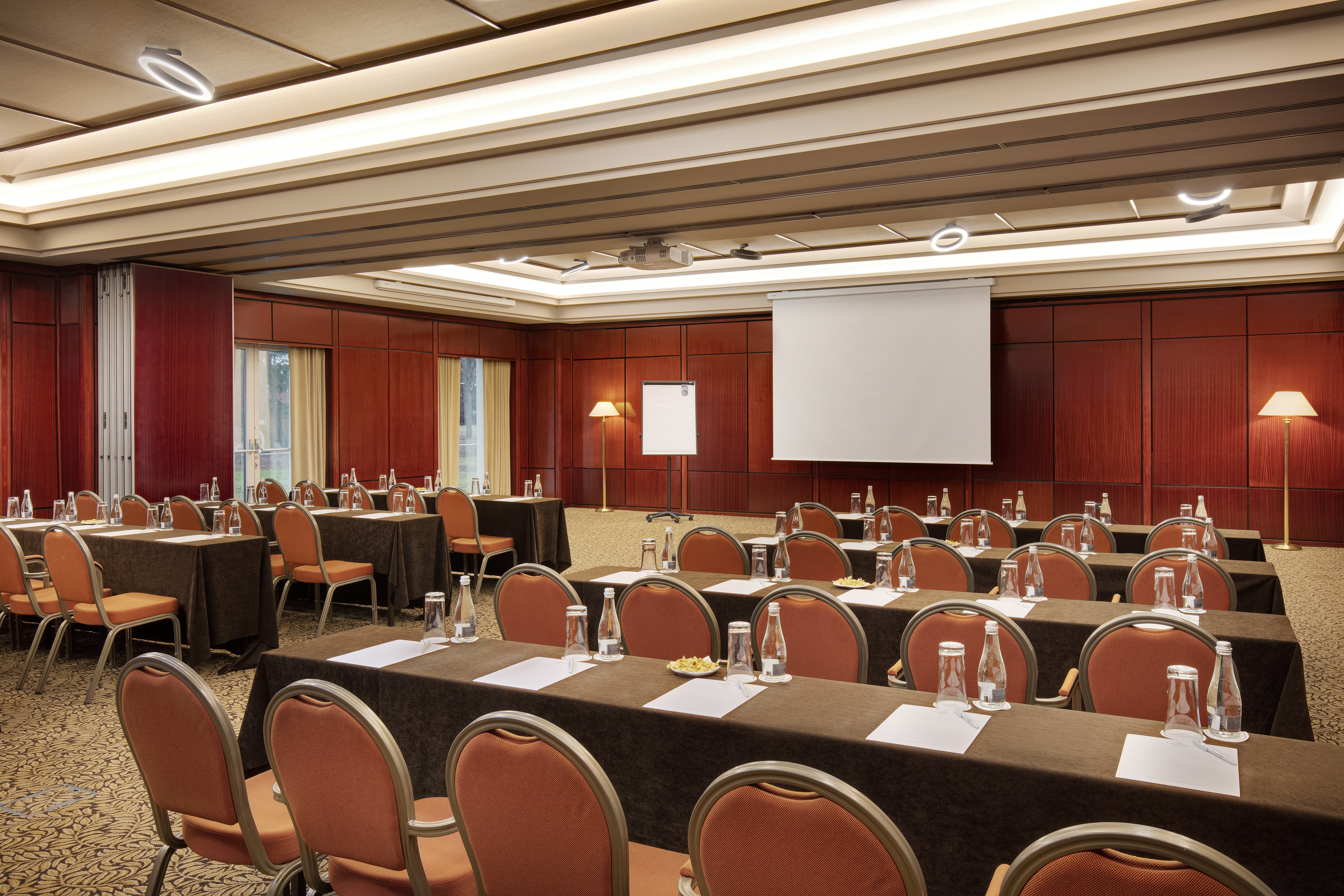 CROWNE PLAZA BUCHAREST 38/50