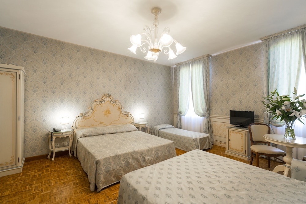 PALAZZO GUARDI 13/75
