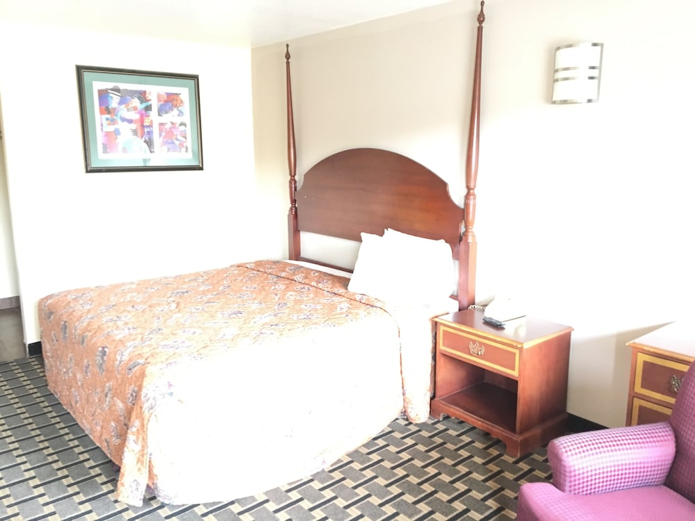 Inn At Mexia 23/64