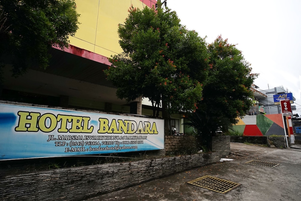 OYO 2015 Bandara Hotel Balikpapan 43/46