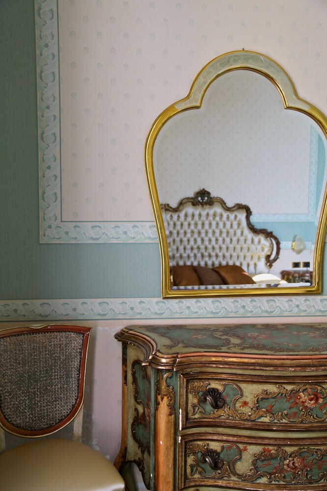 Hotel Villa Del Sogno 7/77