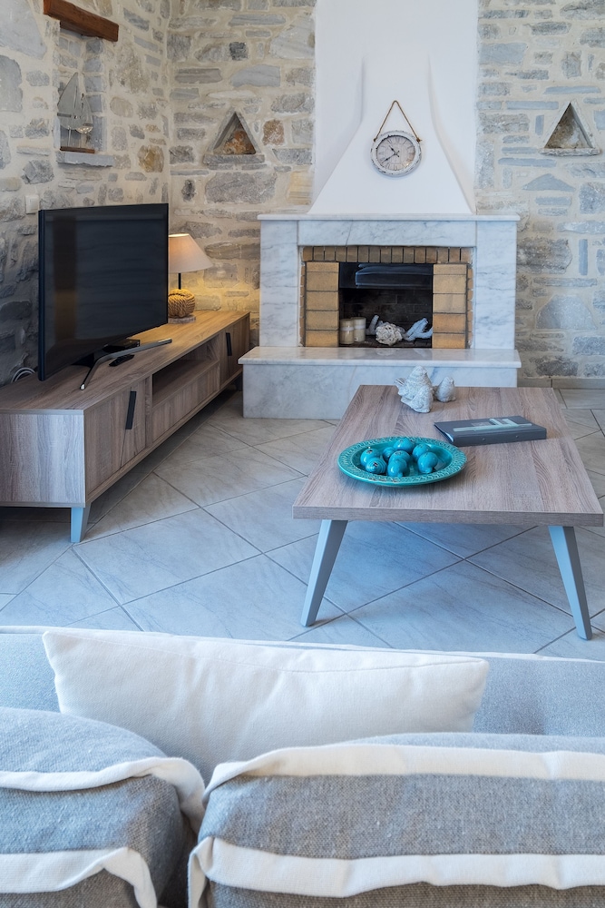 Paros Nereids Villas 18/50