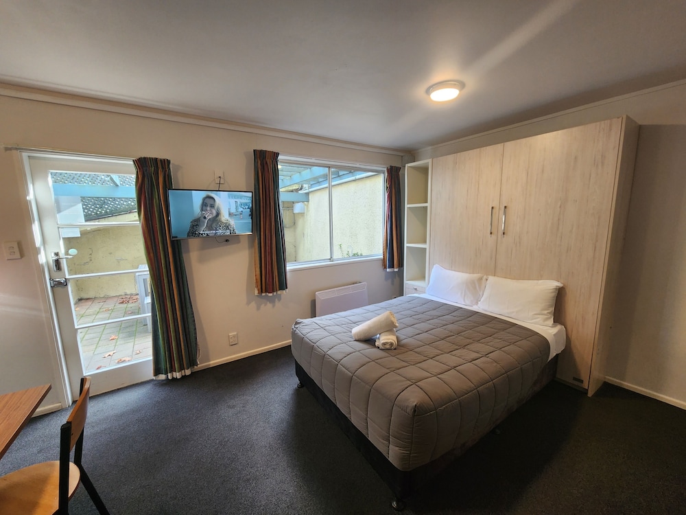 Studio, Quadruple, Queen and Twin Beds