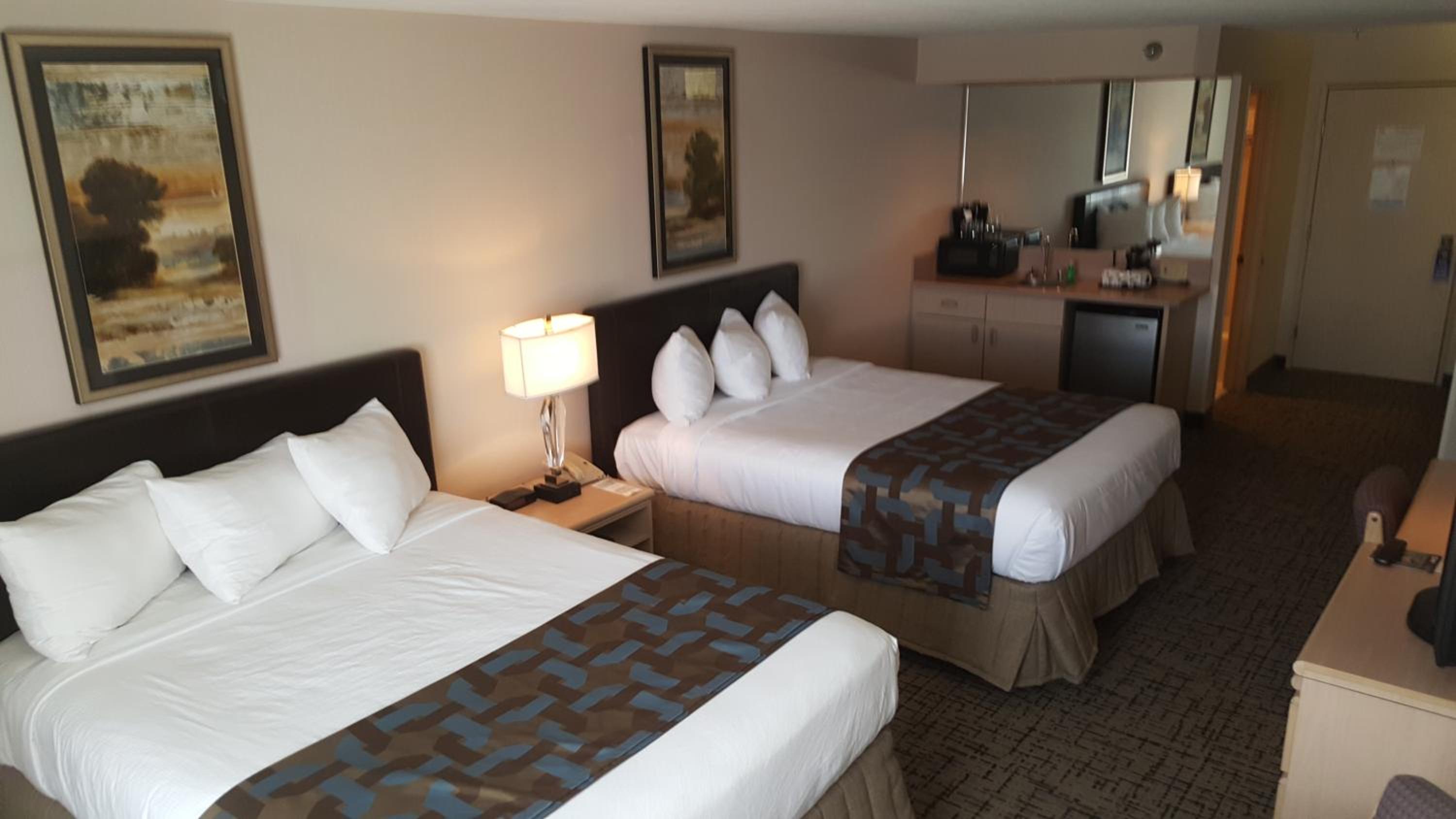 Room, 2 Queen Beds