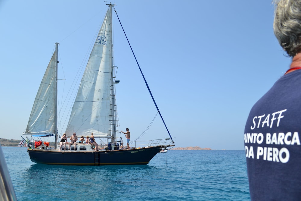 Appartamenti Isola Rossa Borgo Di Mare 49/55
