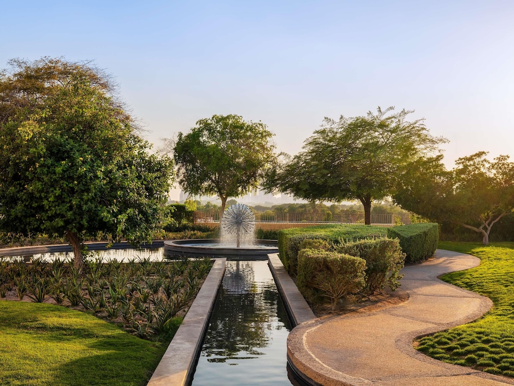 Raffles Dubai Hotel 47/50