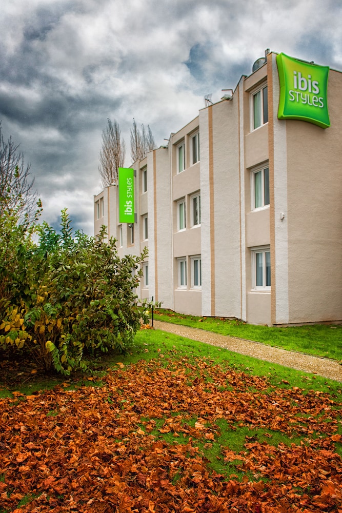 Ibis Styles Rouen Nord Barentin (Ex Ibis) 69/74
