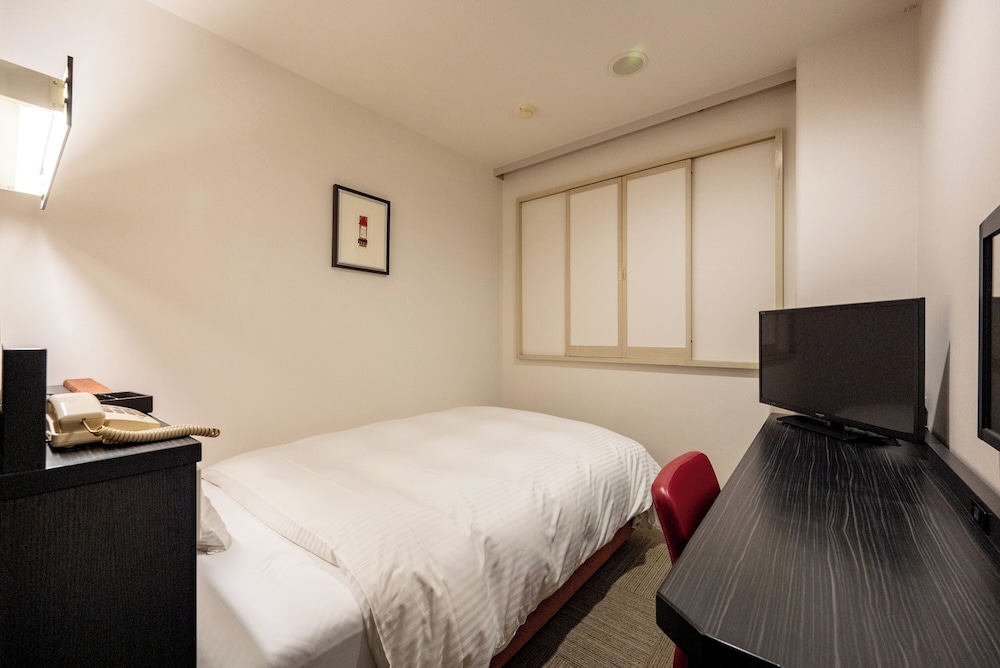 Semi Room, Western, Double Bed, Smoking، Kagoshima Plaza Hotel Tenmonkan 4/5